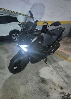 YAMAHA-XMAX 300 CONNECTED ABS-2026