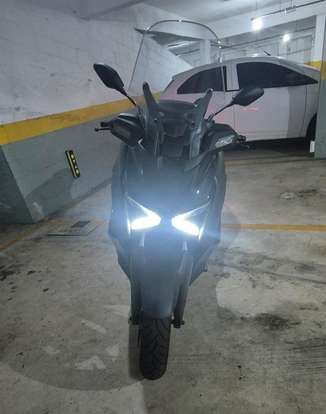 YAMAHA-XMAX 300 CONNECTED ABS-2026