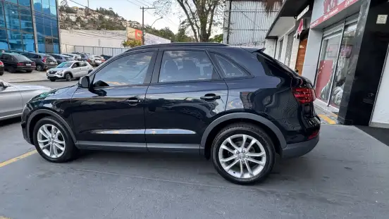 AUDI-Q3-2.0 TFSI AMBIENTE QUATTRO 4P GASOLINA S TRONIC AUDI-Q3-2013