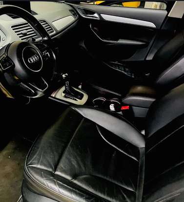 AUDI-Q3-2015