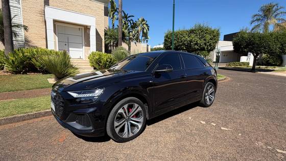 AUDI Q8 3.0 TFSI GASOLINA PERFORMANCE BLACK QUATTRO TIPTRONIC