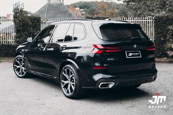 BMW-X5-2023