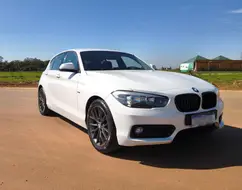 BMW 120i 2.0 16V SPORT ACTIVEFLEX 4P AUTOMÁTICO BMW 120i 2.0 16V SPORT ACTIVEFLEX 4P AUTOMÁTICO