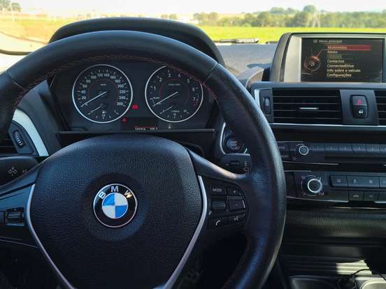 BMW-120i-2.0 16V SPORT ACTIVEFLEX 4P AUTOMÁTICO BMW-120i-2015
