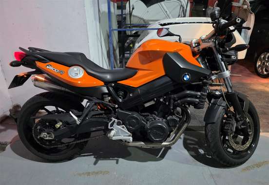 BMW-F 800 R-2010