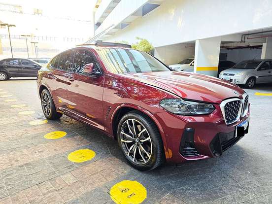 BMW-X4-2021