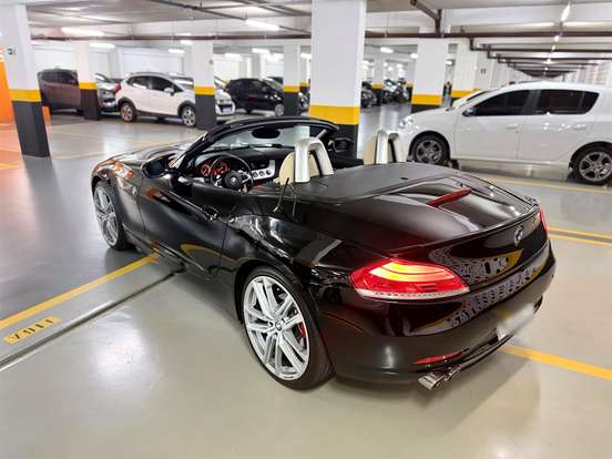 BMW-Z4-2.5 I6 GASOLINA SDRIVE23I AUTOMÁTICO BMW-Z4-2010