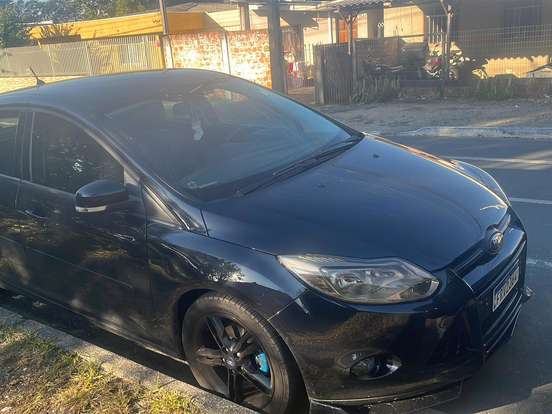FORD-FOCUS-2.0 SE PLUS 16V FLEX 4P POWERSHIFT FORD-FOCUS-2014