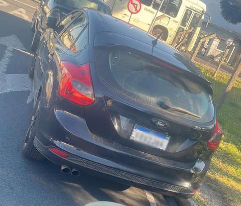 FORD-FOCUS-2014