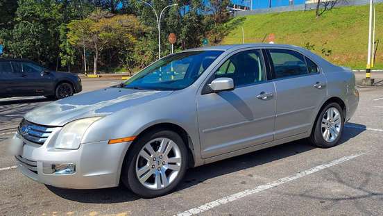 FORD-FUSION-2006