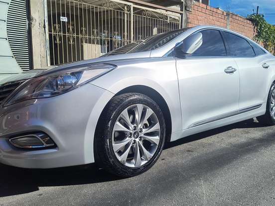 HYUNDAI-AZERA-3.0 MPFI GLS V6 24V GASOLINA 4P AUTOMÁTICO HYUNDAI-AZERA-2011