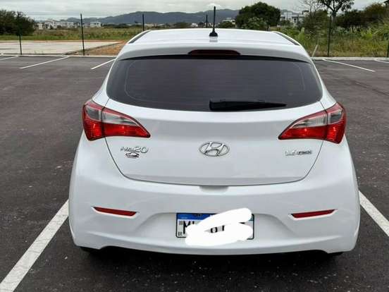 HYUNDAI-HB20-1.6 COMFORT PLUS 16V FLEX 4P MANUAL HYUNDAI-HB20-2014