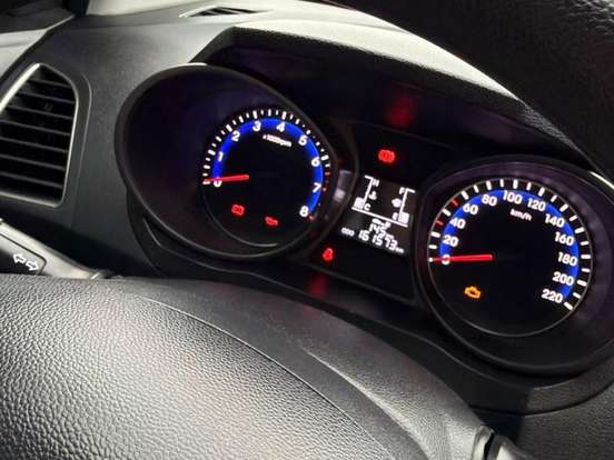 HYUNDAI-HB20-1.6 COMFORT PLUS 16V FLEX 4P MANUAL HYUNDAI-HB20-2014