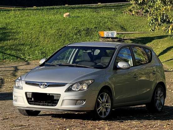 HYUNDAI-I30-2.0 MPFI GLS 16V GASOLINA 4P MANUAL HYUNDAI-I30-2011