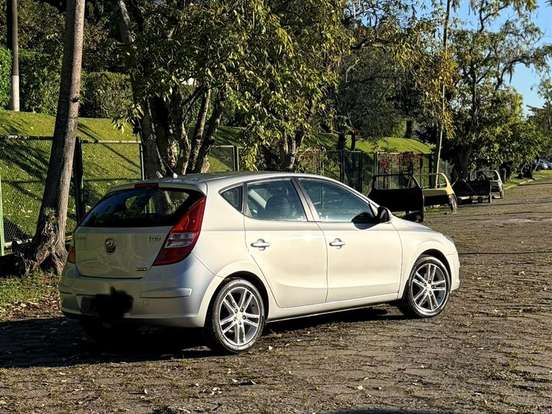HYUNDAI-I30-2.0 MPFI GLS 16V GASOLINA 4P MANUAL HYUNDAI-I30-2011