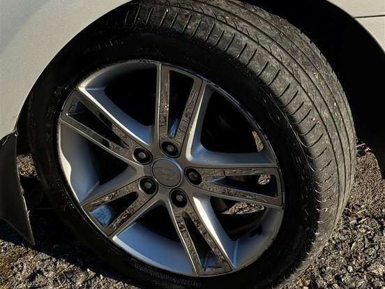 HYUNDAI-I30-2.0 MPFI GLS 16V GASOLINA 4P MANUAL HYUNDAI-I30-2011