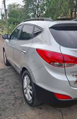 HYUNDAI-IX35-2011