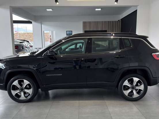 JEEP-COMPASS-2.0 16V DIESEL LONGITUDE 4X4 AUTOMÁTICO JEEP-COMPASS-2017