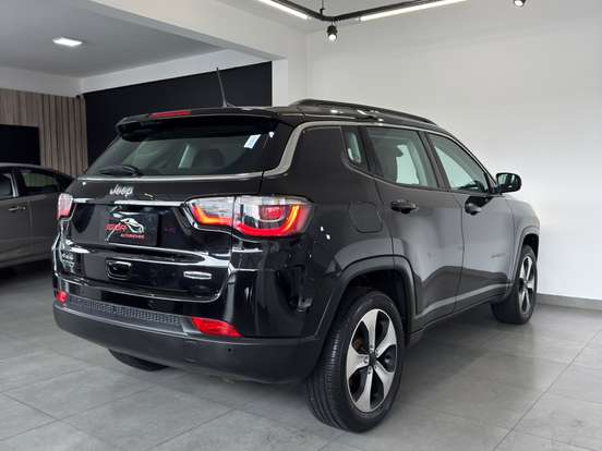 JEEP-COMPASS-2.0 16V DIESEL LONGITUDE 4X4 AUTOMÁTICO JEEP-COMPASS-2017