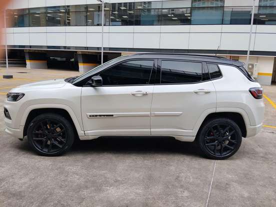 JEEP-COMPASS-2024