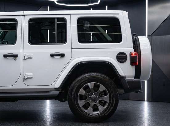 JEEP-WRANGLER-2023