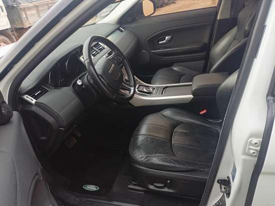 LAND ROVER-RANGE ROVER EVOQUE-2.0 SE 4WD 16V GASOLINA 4P AUTOMÁTICO LAND ROVER-RANGE ROVER EVOQUE-2018