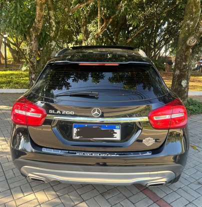 MERCEDES-BENZ-GLA 200-2015