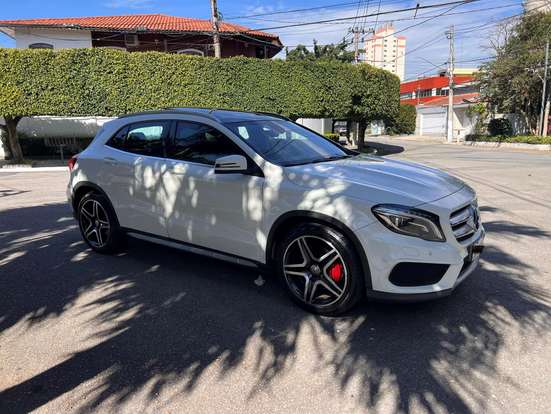MERCEDES-BENZ-GLA 250-2016
