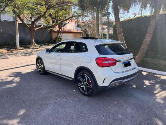 MERCEDES-BENZ-GLA 250-2016
