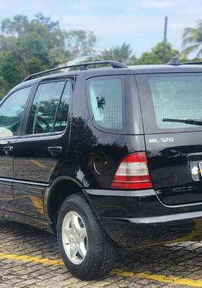MERCEDES-BENZ-ML 320-2000