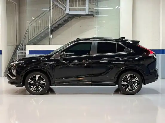 MITSUBISHI-ECLIPSE CROSS-1.5 MIVEC TURBO GASOLINA HPE-S S-AWC CVT MITSUBISHI-ECLIPSE CROSS-2024