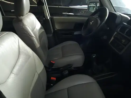 MITSUBISHI-PAJERO TR4-2.0 4X4 16V FLEX 4P MANUAL MITSUBISHI-PAJERO TR4-2009