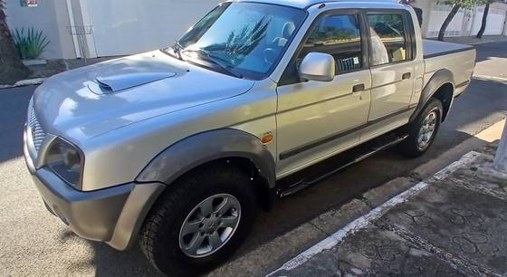 MITSUBISHI L200 2.5 GL 4X4 CD 8V TURBO DIESEL 4P MANUAL