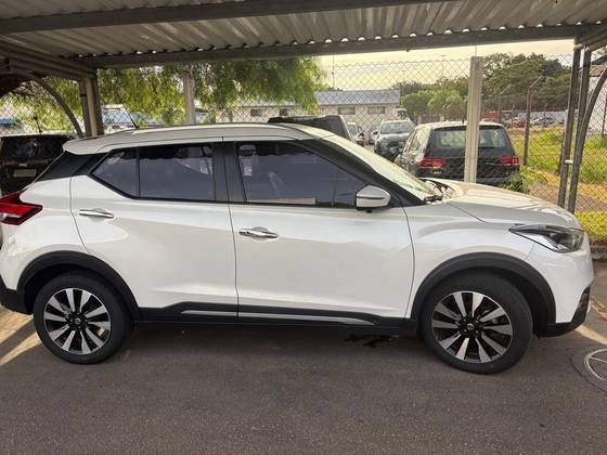 NISSAN KICKS 1.6 16V FLEXSTART SL 4P XTRONIC