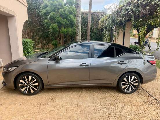 NISSAN-SENTRA-2023
