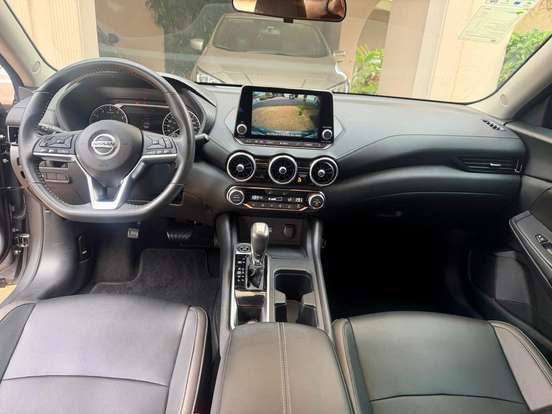 NISSAN-SENTRA-2023