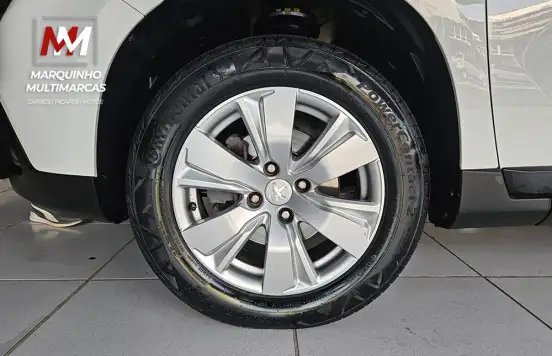 PEUGEOT-2008-2017