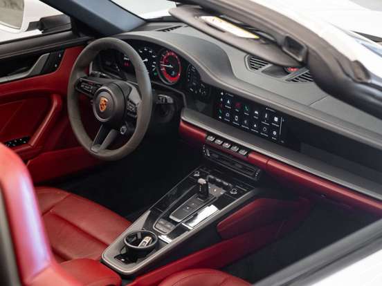 PORSCHE-911-2022