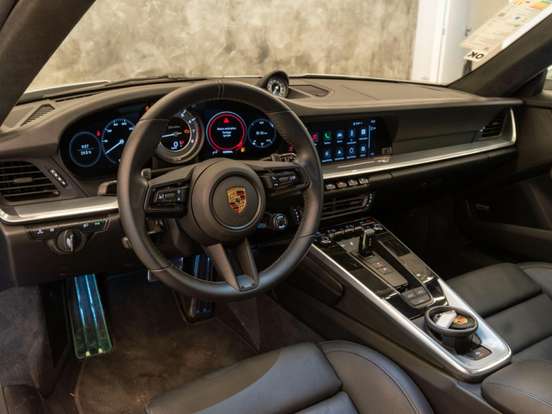 PORSCHE-911-2022