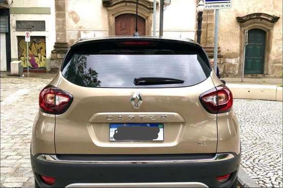 RENAULT-CAPTUR-2022