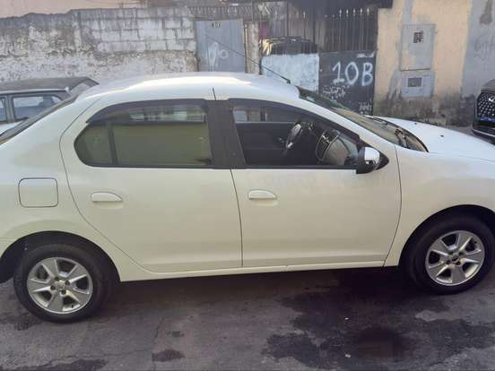 RENAULT-LOGAN-1.6 DYNAMIQUE 8V FLEX 4P MANUAL RENAULT-LOGAN-2015