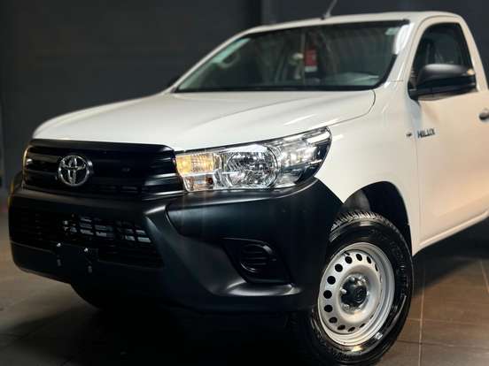 TOYOTA-HILUX-2026