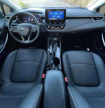 TOYOTA-COROLLA-2023