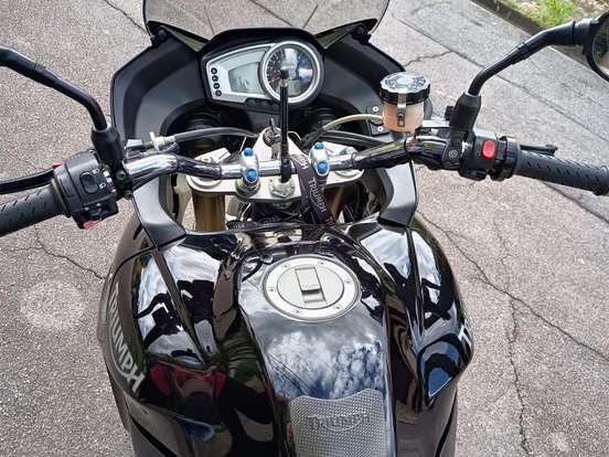 TRIUMPH-TIGER 1050 TRIUMPH-TIGER 1050-2009