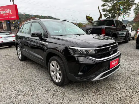 VOLKSWAGEN TAOS 1.4 250 TSI TOTAL FLEX COMFORTLINE AUTOMÁTICO