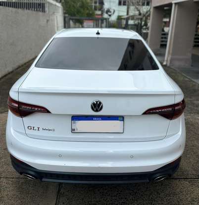 VOLKSWAGEN-JETTA-2022