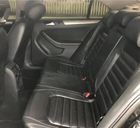 VOLKSWAGEN JETTA 2.0 TSI HIGHLINE 211CV GASOLINA 4P TIPTRONIC