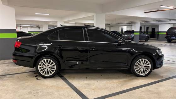 VOLKSWAGEN JETTA 2.0 TSI HIGHLINE 211CV GASOLINA 4P TIPTRONIC