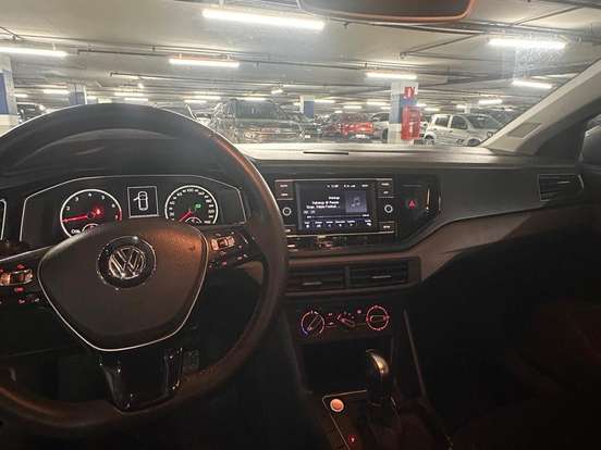 VOLKSWAGEN-POLO-1.0 200 TSI COMFORTLINE AUTOMÁTICO VOLKSWAGEN-POLO-2018