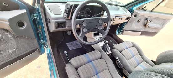 VOLKSWAGEN-SAVEIRO-1996